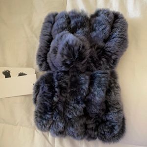 Gorgeous texting gloves